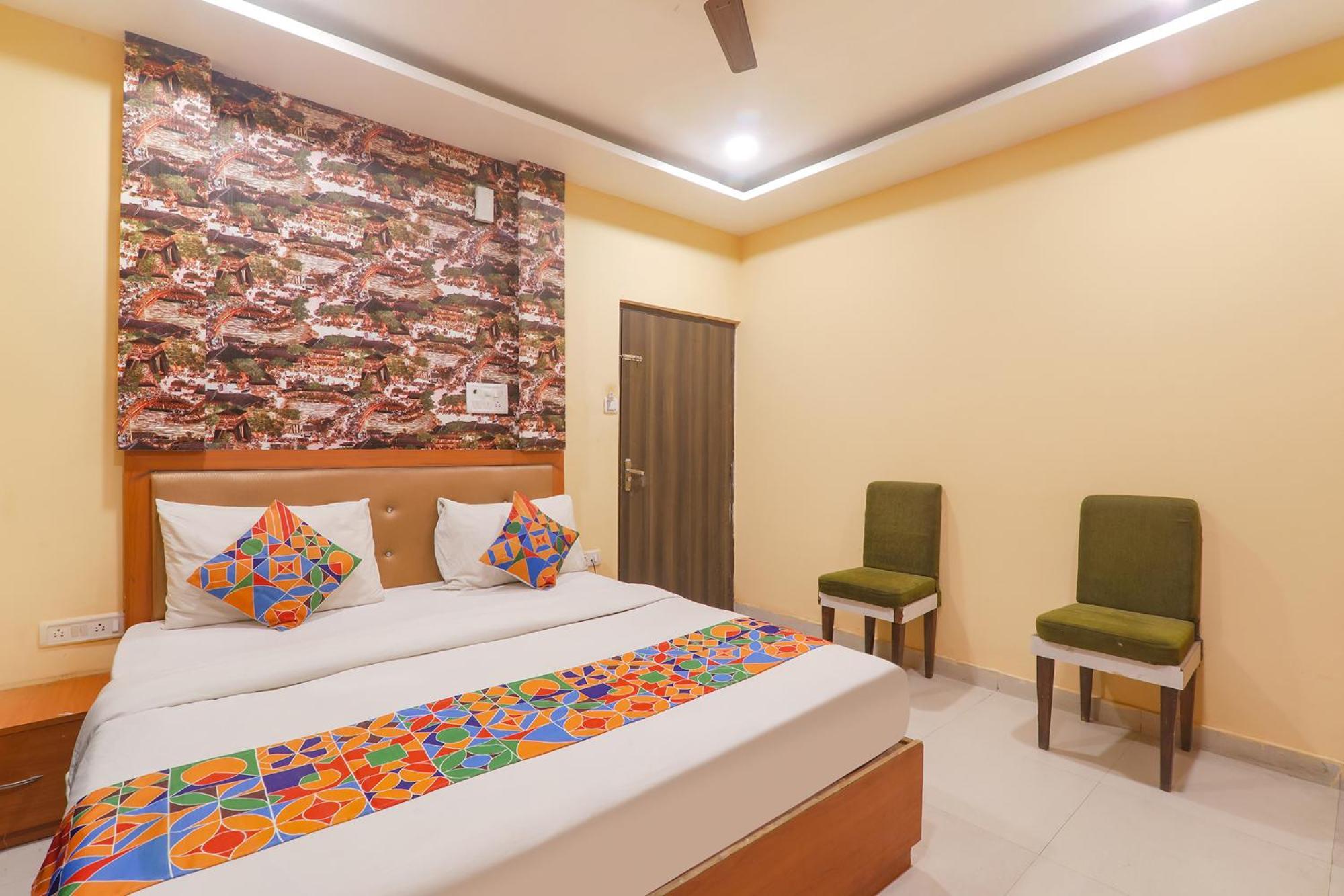 Fabhotel Swarn Banquet Kakarmatha Zewnętrze zdjęcie