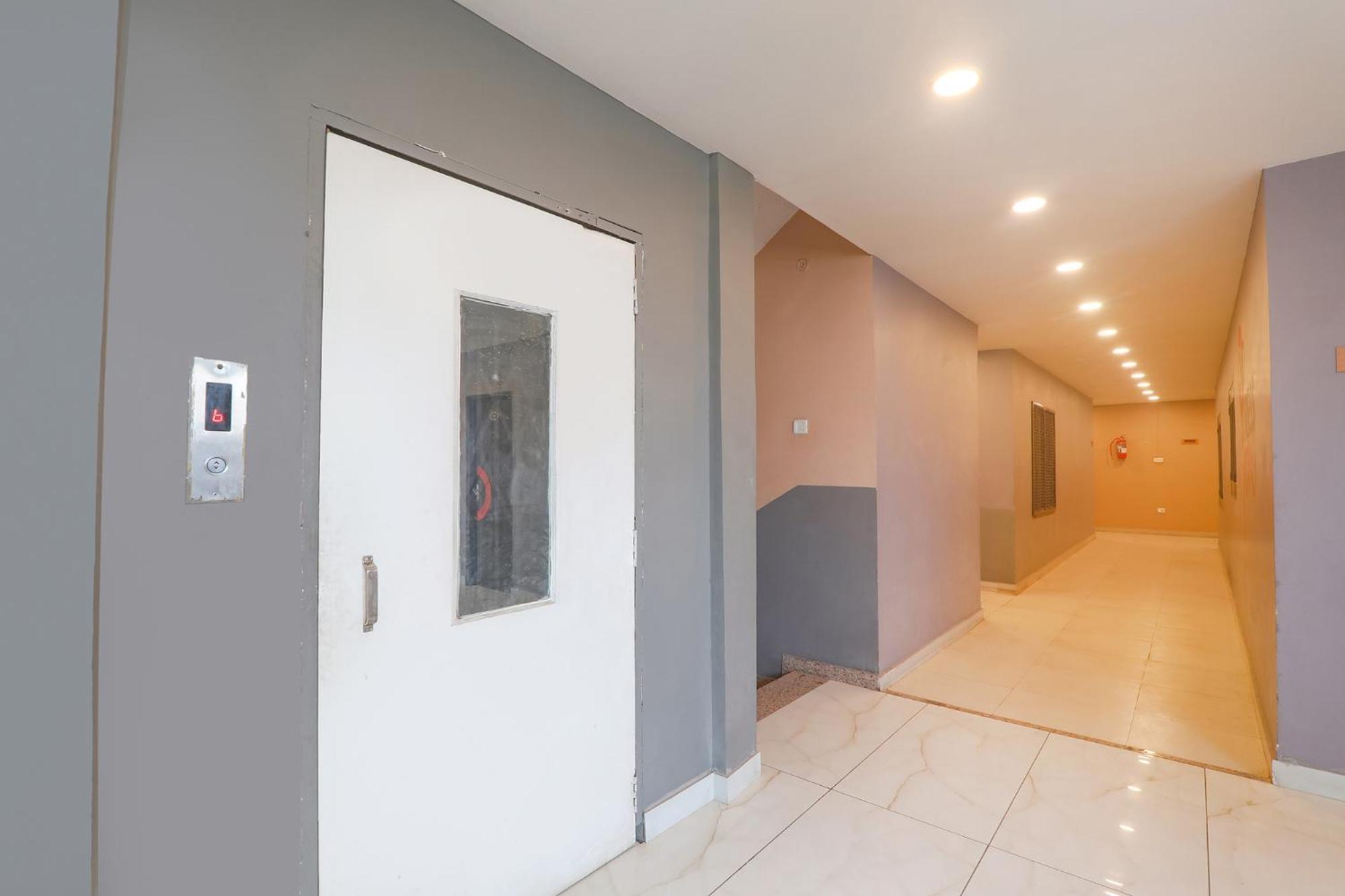 Fabhotel Swarn Banquet Kakarmatha Zewnętrze zdjęcie