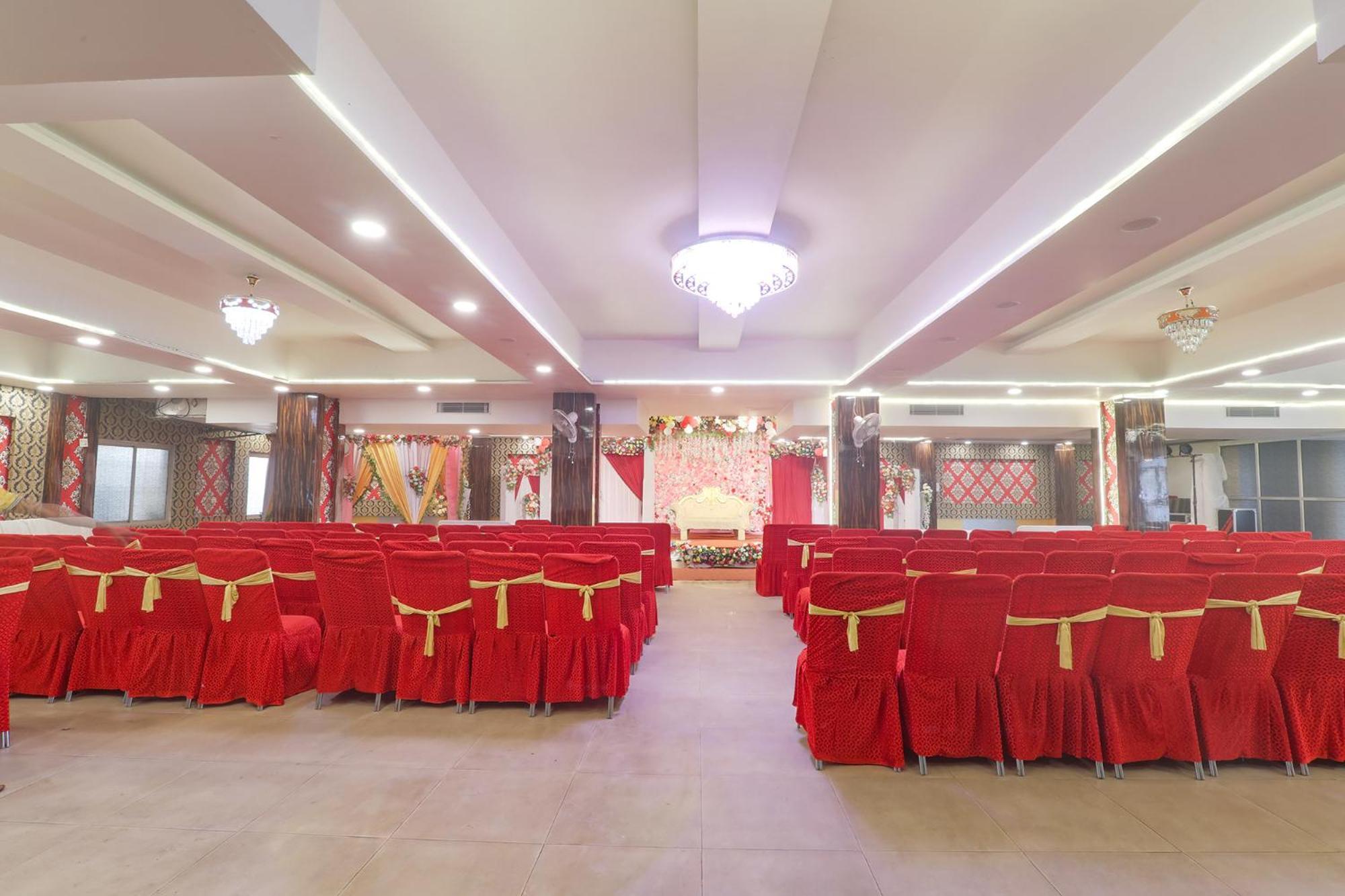 Fabhotel Swarn Banquet Kakarmatha Zewnętrze zdjęcie